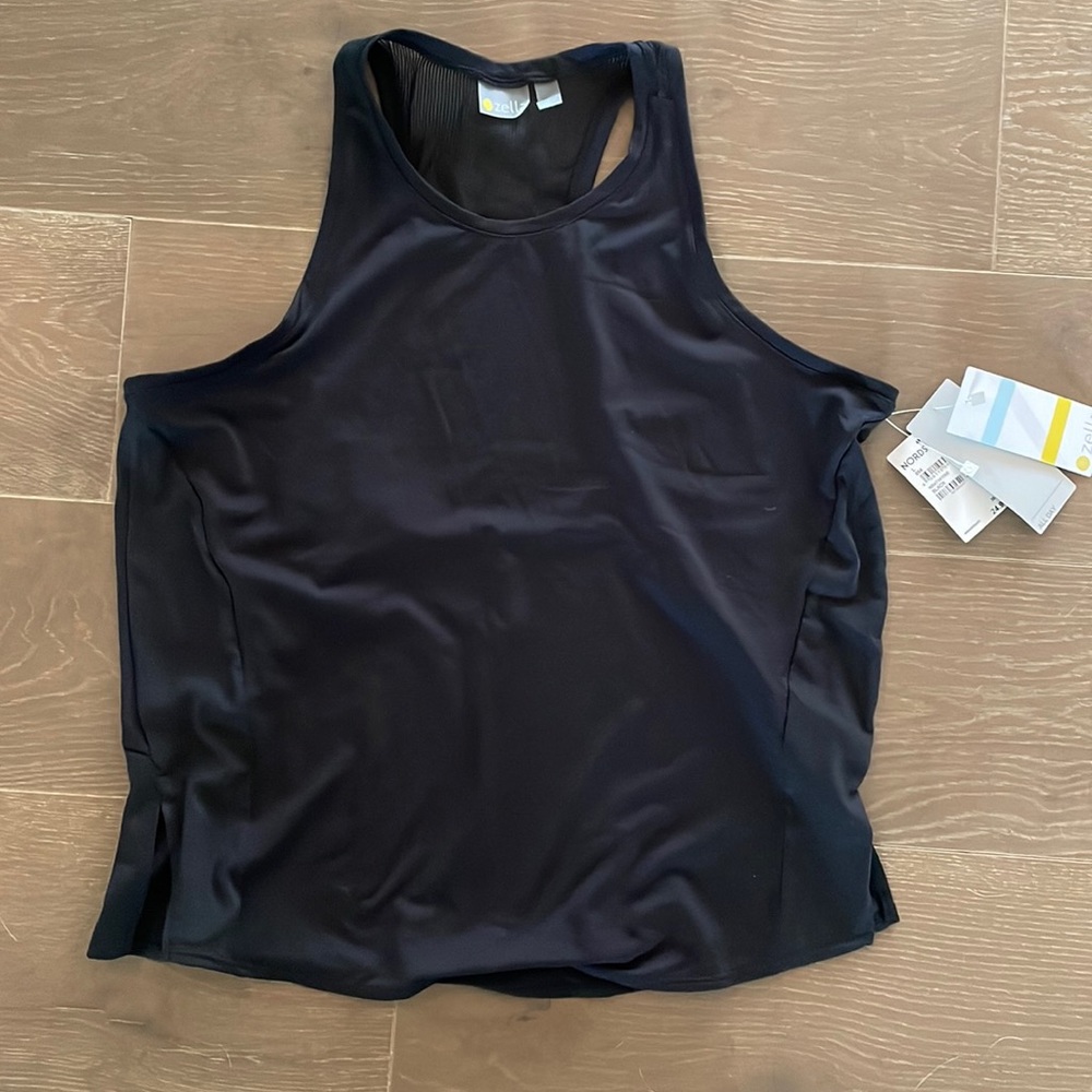 Zella tank